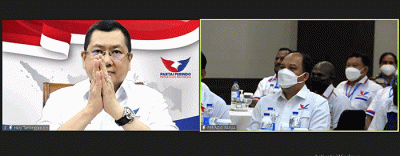 Ketua Umum DPP Partai Perindo Hary Tanoesoedibjo memberikan arahan didepan ratusan kader dalam Rapat Kerja Wilayah Partai Perindo Provinsi Papua.