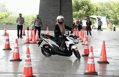 Selain menggelar pelatihan Safety Driving, pada kesempatan ini pula, PT MUM juga melaksanakan rekrutmen massal khusus wilayah Jawa Barat.