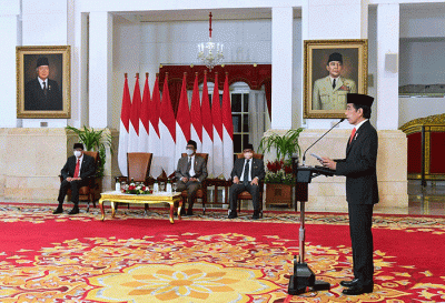 Presiden Joko Widodo mengapresiasi upaya Komisi Yudisial (KY) membangun budaya transparansi kepada masyarakat melalui penyampaian laporan tahunan.