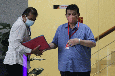 Anggota DPRD DKI Jakarta Fraksi PDIP Syahrial, usai menjalani pemeriksaan di Gedung KPK Merah Putih, Jakarta, Rabu (9/3/2022).