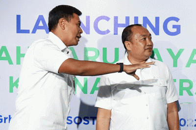 Direktur Utama BPJS Ketenagakerjaan Anggoro Eko Cahyo memberikan layanan kepada peserta.
