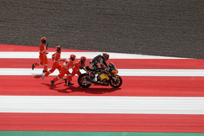 Latihan bebas 2 Moto2 seri Pertamina Grand Prix of Indonesia 2022 di Pertamina Mandalika International Street Circuit, Lombok Tengah, NTB, Jumat (18/3/2022).