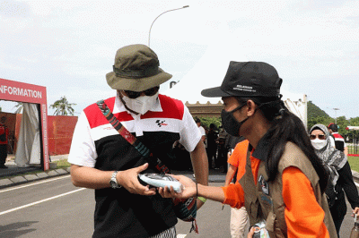 BNPB terus konsisten melakukan pemantauan serta upaya pencegahan penularan Covid-19 di wilayah Mandalika, Kabupaten Lombok Tengah.