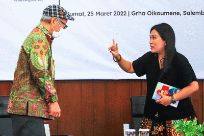Seminar nasional kepeloporan dan keteladanan Sabam Sirait dalam pelayanan dibidang politik di Jakarta, Jumat (25/3/2022).