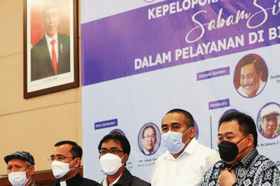 Seminar nasional kepeloporan dan keteladanan Sabam Sirait dalam pelayanan dibidang politik di Jakarta, Jumat (25/3/2022).