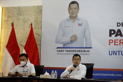 Ketua Umum DPP Partai Perindo Hary Tanoesoedibjo memberikan sejumlah tugas dan tanggung jawab kepada Ferry di kepartaian.