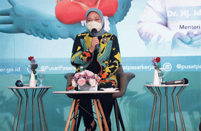 Menteri Ketenagakerjaan Ida Fauziyah menyatakan bahwa salah satu sasaran prioritas pembangunan nasional 2019 – 2024 menitikberatkan pada peningkatan investasi.