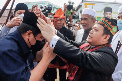 Menteri Badan Usaha Milik Negara (BUMN) Erick Thohir menghadiri Tabligh Akbar Dan Santunan Anak Yatim Majelis Dzikir At-Thohir.