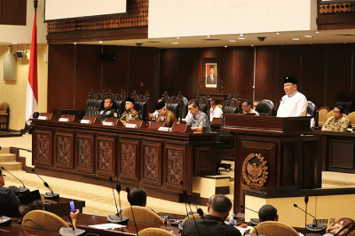 Ketua DPD RI AA Lanyalla Mattalitti saat memberikan kata sambutan dalam audensi dengan Poros Nasional Kedaulatan Nasional di Ruang Nusantara V.