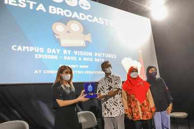 Campus Day - Vision Pictures Roadshow Promosi: Series Have a Nice Date, di Cinepolis, Jakarta Selatan, Kamis (31/3/2022).