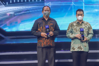 Pemerintah Provinsi Jawa Tengah menerima penghargaan DIA 2022 berkat terobosannya melalui aplikasi Jogo Tonggo.