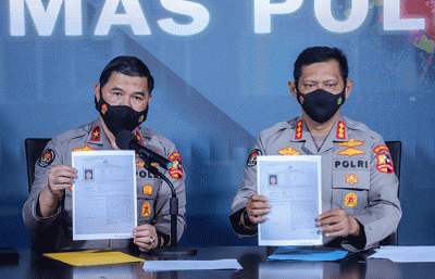 Penetapan Daftar Pencarian Orang (DPO) atas nama Putra Wibowo saat konferensi pers di Gedung Divisi Humas Polri, Jakarta Selatan, Senin (4/4/2022).