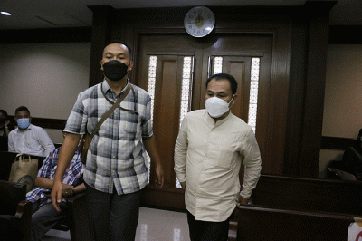 Terdakwa penyuap Bupati Langkat Terbit Perangin Angin, Muara Perangin Angin menjalani sidang perdana di Pengadilan Tipikor, Jakarta, Rabu (6/4/2022).