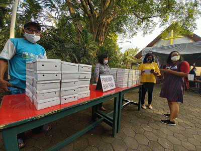 Acara ini selain rutin tiap Kamis, juga dalam rangka perayaan Paskah 2022 untuk mewujudkan perintah Yesus Kristus.
