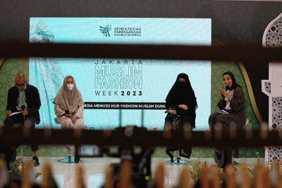 Talkshow road to Jakarta Muslim Fashion Week 2023 di Jakarta, Sabtu (16/4/2022).