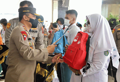 Kegiatan yang dihadiri sejumlah pejabat Polda Jateng itu dilaksanakan di Loby Mapolda Jateng pada Senin, (18/4/2022).