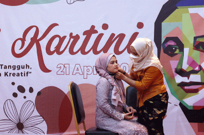 Peringatan hari Kartini di Jakarta, Kamis (21/4/2022).