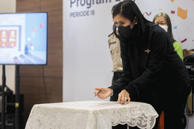 Direktur Utama MNC Life, Febriyani Sjofjan Yahya saat membuka acara penentuan pemenang program bagi-bagi rejeki MNC Life di iNews Tower, Kebon Sirih.