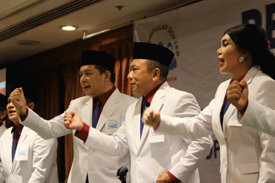 Pelantikan pengurus Pusat Perkumpulan Dokter Seluruh Indonesia (PDSI) di Jakarta, Rabu (27/4/2022).