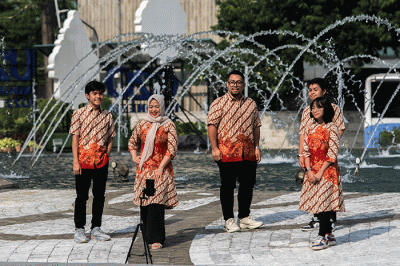 Foto suasana jalanan Jakarta sepi dari pengendara saat libur Hari Raya Idul Fitri 1443 Hijriah di kawasan Sudirman-Thamrin Jakarta, Senin (2/4/2022).