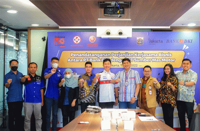 Penandatanganan Perjanjian Kerja Sama terkait Pemasaran Produk dan Jasa di Jakarta, Selasa (17/5/2022).