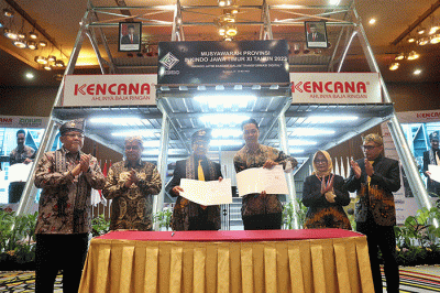 Memorandum of Understanding (MOU) atau perjanjian kerja sama dalam acara Musyawarah Provinsi yang ke XI INKINDO Jatim, di Surabaya, Jawa Timur.