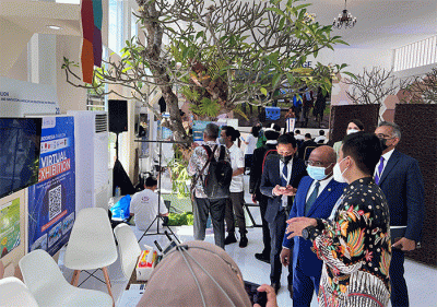 President of United Nations General Assembly, Abdulla Shahid mengunjungi pameran Booth Kementrian PPN/ Bappenas Pavillion Indonesia di pembukaan GPDRR 2022.