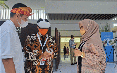 President of United Nations General Assembly, Abdulla Shahid mengunjungi pameran Booth Kementrian PPN/ Bappenas Pavillion Indonesia di pembukaan GPDRR 2022.