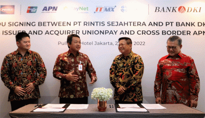 Penandatanganan Nota Kesepahaman (MOU) dalam rangka memperluas jaringan transaksi perbankan antar negara, Jumat (27/5/2022).