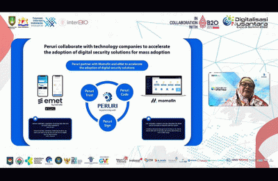Head of Digital Bussiness Division Peruri, Farah Fitria Rahmayanti saat menghadiri acara Digitalisasi Nusantara Expo & Summit 2022.