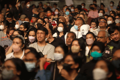 Suasana keseruan pengunjung BNI Java Jazz Festival 2022 di JIExpo Kemayoran, Jakarta Pusat, Minggu (29/5/2022).