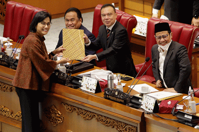 Rapat paripurna ke-24 masa persidangan V tahun 2021-2022 di Kompleks Parlemen, Senayan, Jakarta, Selasa, (31/5/2022).