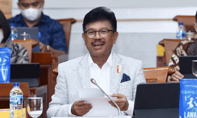 Menteri Komunikasi dan Informatika Johnny G. Plate saat rapat kerja dengan Komisi I DPR RI di Jakarta, Rabu (8/6/2022).