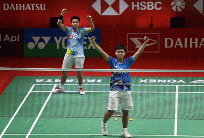 Fajar Alfian dan Muhammad Rian Ardianti dalam pertandingan Final Ganda Putra Daihatsu Indonesia Masters 2022 melawan Liang Wei Keng dan Wang Chang.