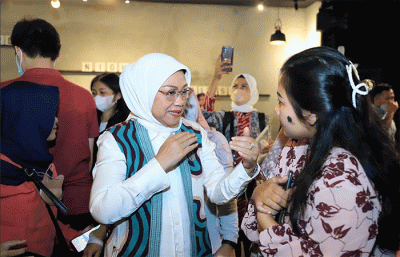 Menaker Ida Fauziyah mengatakan bahwa Kementerian Ketenagakerjaan telah menyiapkan langkah-langkah strategis dalam menghadapi tantangan-tantangan megatren.