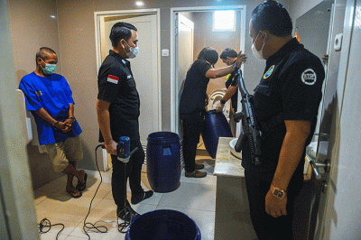 Memperingati Hari Anti Narkotika Internasional (HANI), Badan Narkotika Nasional Provinsi (BNNP) Sumsel memusnakan 4 kg narkotika jenis sabu.