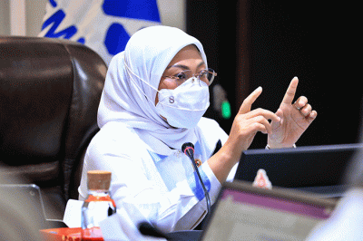 Menteri Ketenagakerjaan Ida Fauziyah, mengadakan Rapat Kerja bersama para Pejabat Tinggi Madya Kementerian Ketenagakerjaan di Jakarta.
