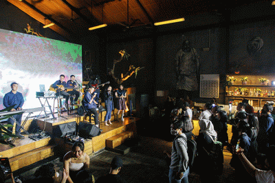 HIVI!, Gerald Situmorang dan Ify Alyssa saat berkolaborasi dalam acara Launch Event Unlimited TuneCore Indonesia di Senopati, Jakarta Selatan, Rabu (29/6/2022).