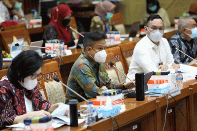 Menteri Kesehatan Budi Gunadi Sadikin Rapat Kerja dengan Komisi IX DPR RI di Kompleks Parleman, Jakarta, Senin (4/7/2022).