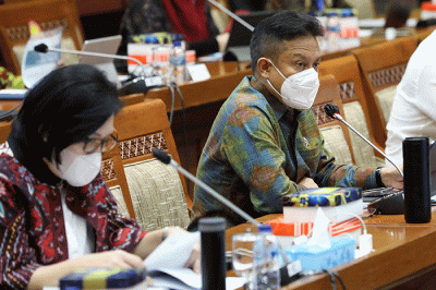 Menteri Kesehatan Budi Gunadi Sadikin Rapat Kerja dengan Komisi IX DPR RI di Kompleks Parleman, Jakarta, Senin (4/7/2022).