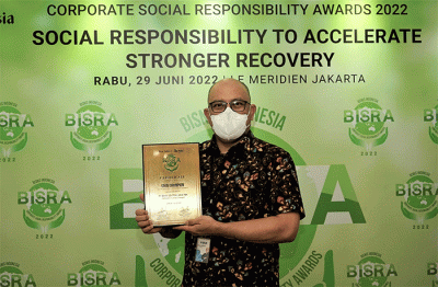 Seremoni penyerahan penghargaan Gold Champion di Jakarta.