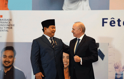 Menteri Pertahanan Prabowo Subianto mewakili Pemerintah Indonesia menghadiri perayaan Hari Nasional Prancis.
