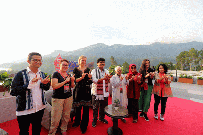 Press Conference Pembukaan W20 Summit di Danau Toba, Sumatera Utara (Sumut) Senin (18/7/2022).