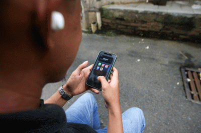 Ilustrasi foto sejumlah layanan di bawah naungan Meta yaitu WhatsApp, Facebook dan Instagram lolos dari ancaman blokir.