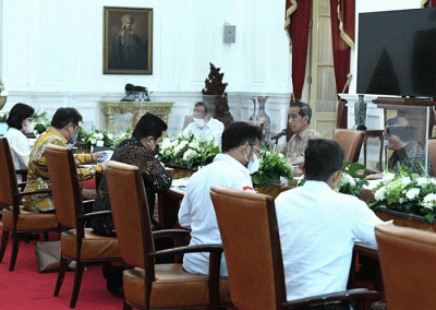 Presiden Joko Widodo mendorong jajarannya untuk mempersiapkan kebutuhan gula nasional dengan baik.