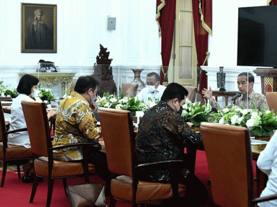 Presiden Joko Widodo mendorong jajarannya untuk mempersiapkan kebutuhan gula nasional dengan baik.