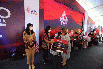 Pertemuan W20 Summit di tepian Danau Toba, Parapat, Kabupaten Simalungun, Rabu (20/7/2022).