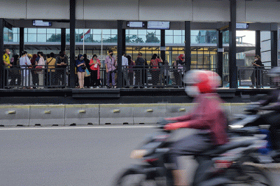 Mulai Hari Ini, Transjakarta Perpanjang Jam Operasional 4 Rute