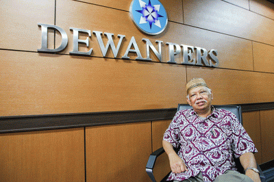 Potret Ketua Dewan Pers Prof. Dr. H. Azyumardi Azra, M.Phil., M.A., CBE usai wawancara di Kantor Dewan Pers, Jakarta, Kamis (22/7/2022).