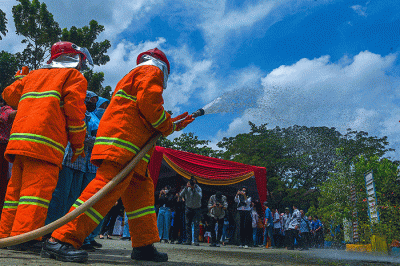 Kurikulum Siap Tanggap Bencana Perkotaan dan Gerakan Cinta Ikan Belida (Sitangkas Cindo) diluncurkan secara simbolis di SDN 225, Palembang.